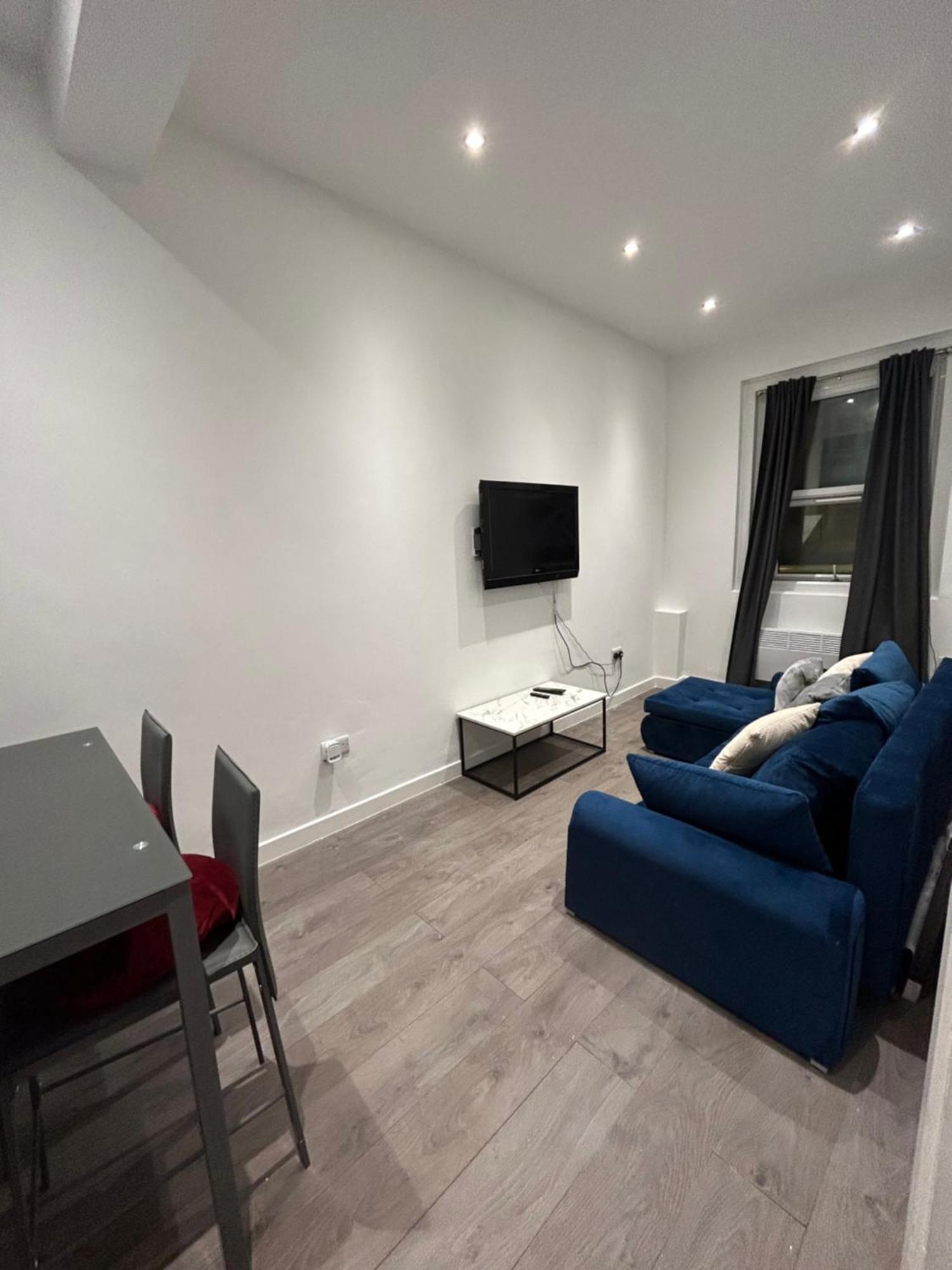 Central Locations 1 Bed Apartments Sleeps 4 Лондон Экстерьер фото